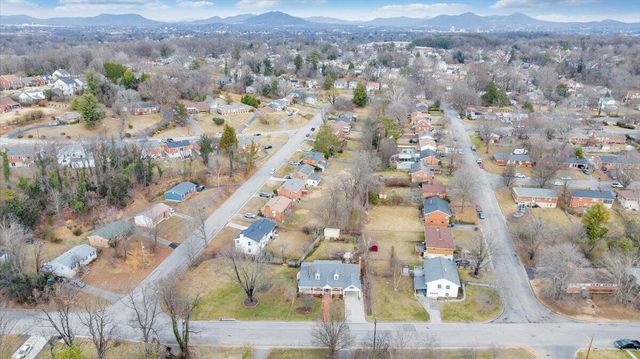 2612 Beverly BLVD, Roanoke, VA 24015