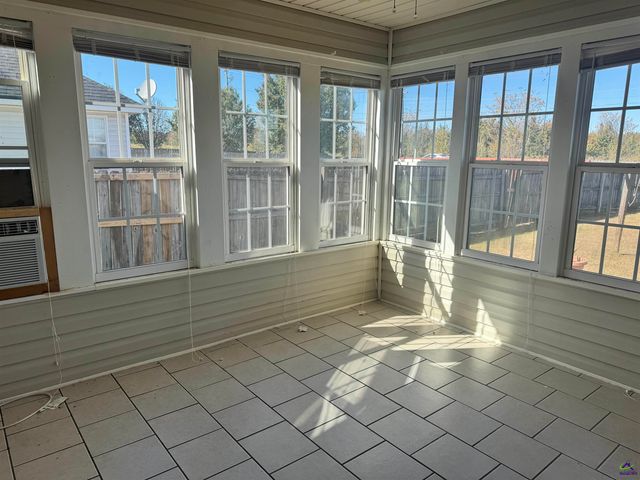 204 Falkirk Drive, Warner Robins, GA 31088