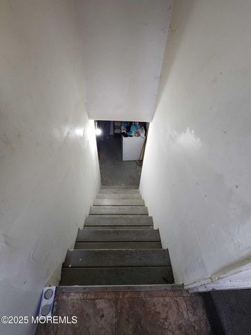 26 Oregon Avenue, Jackson, NJ 08527