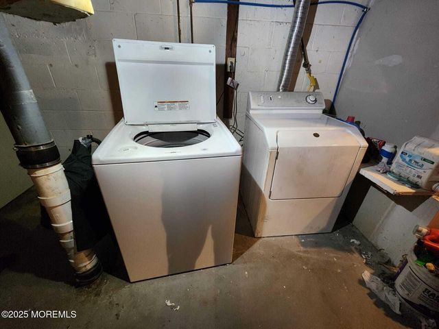 26 Oregon Avenue, Jackson, NJ 08527