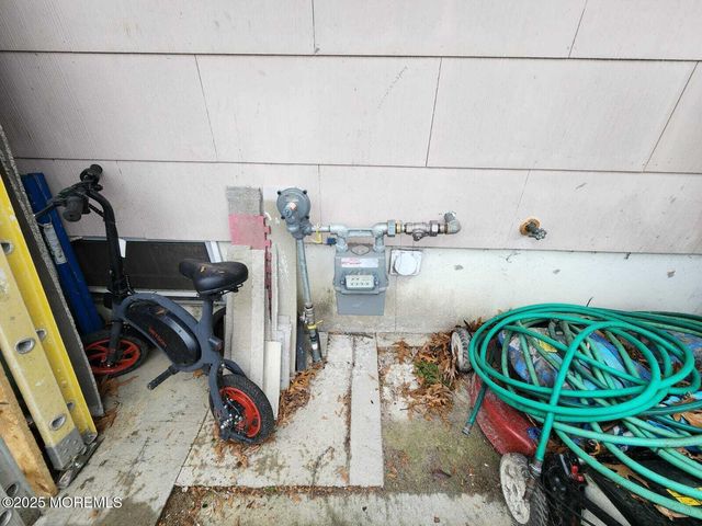 26 Oregon Avenue, Jackson, NJ 08527