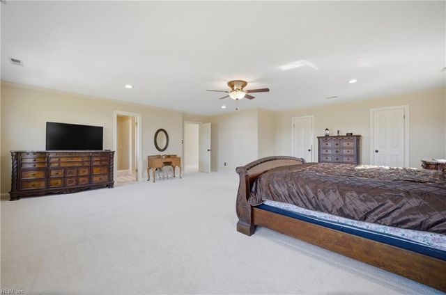 702 Lipton DR, Newport News, VA 23608