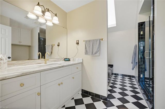 702 Lipton DR, Newport News, VA 23608