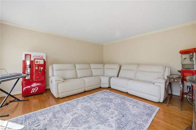 702 Lipton DR, Newport News, VA 23608