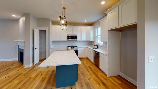 Lot 11 Faiths Way, Bettendorf, IA 52722