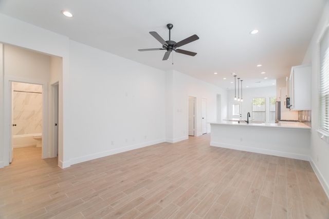 10566 Wild Chives, Conroe, TX 77385