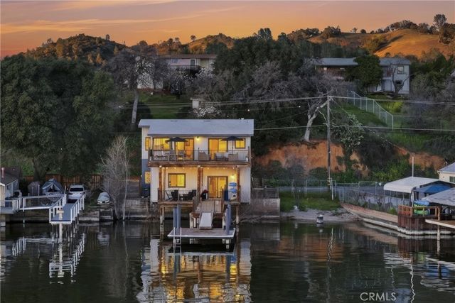 10727 E Highway 20, Clearlake Oaks, CA 95423