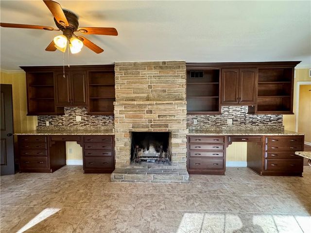 504 Sutherland Drive, Chickasaw, AL 36611