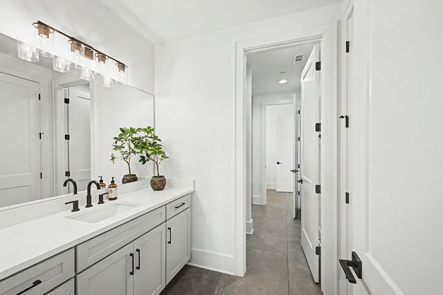 1008 Lawson Ln, Nolensville, TN 37135