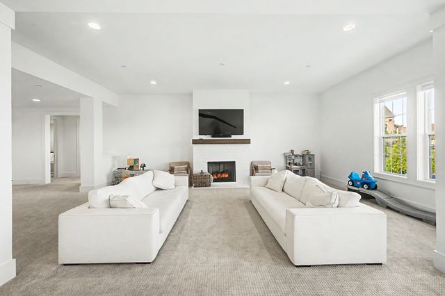 1008 Lawson Ln, Nolensville, TN 37135