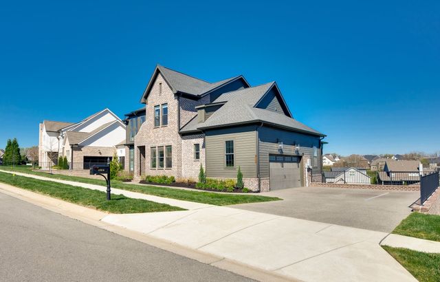 1008 Lawson Ln, Nolensville, TN 37135