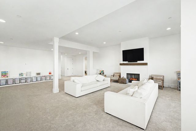 1008 Lawson Ln, Nolensville, TN 37135