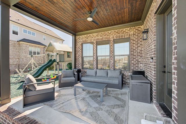 1008 Lawson Ln, Nolensville, TN 37135