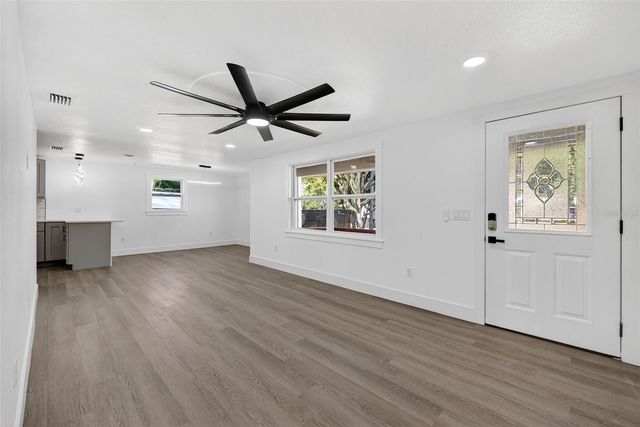 2409 GARBELIA AVENUE, Orlando, FL 32817