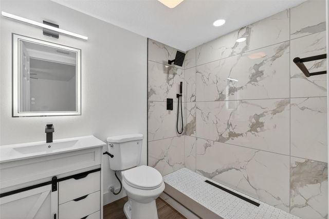 2409 GARBELIA AVENUE, Orlando, FL 32817