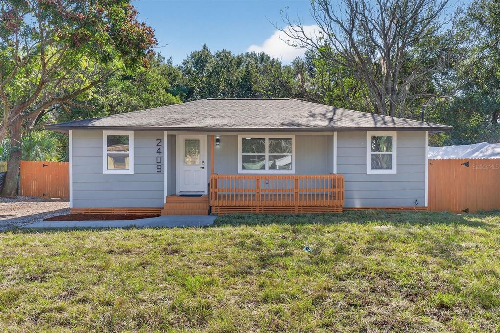 2409 GARBELIA AVENUE, Orlando, FL 32817