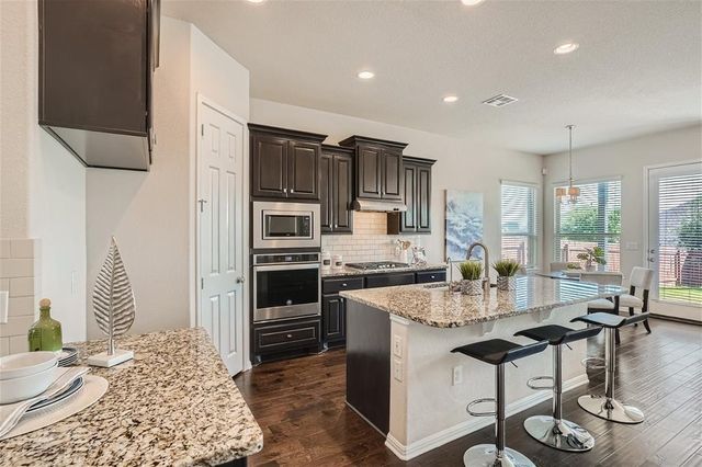 911 Astoria ST, Cedar Park, TX 78613
