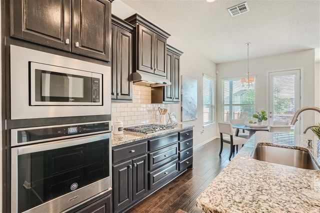 911 Astoria ST, Cedar Park, TX 78613