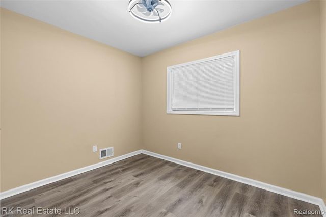 23290 Rosalind Avenue, Eastpointe, MI 48021