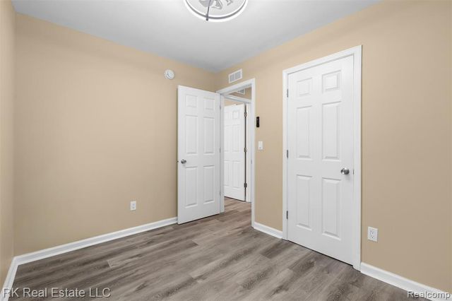 23290 Rosalind Avenue, Eastpointe, MI 48021