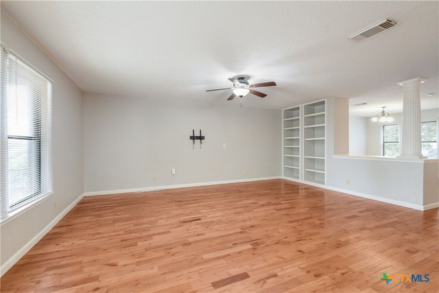 1319 Pecan Station, San Antonio, TX 78258