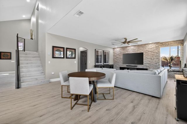 3672 Mammoth Cave Cir, Stockton, CA 95209