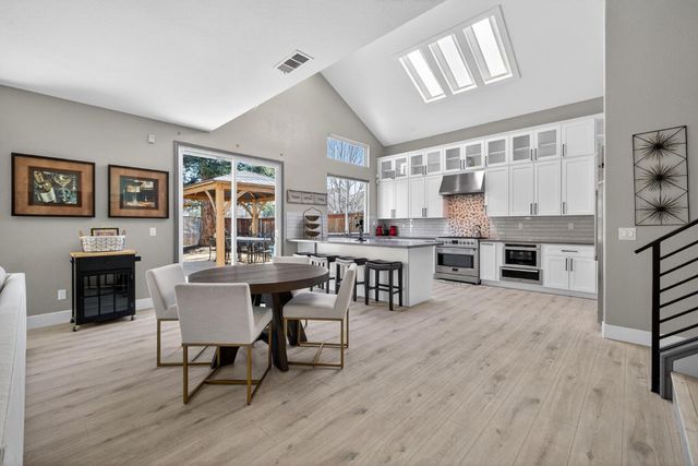 3672 Mammoth Cave Cir, Stockton, CA 95209