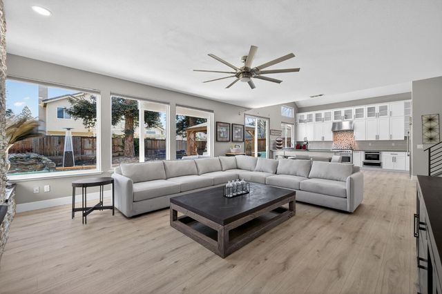 3672 Mammoth Cave Cir, Stockton, CA 95209