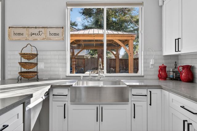 3672 Mammoth Cave Cir, Stockton, CA 95209