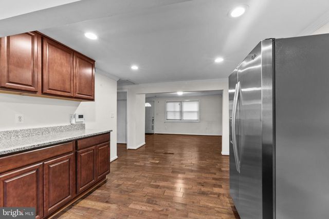 202 1ST AVE, Glen Burnie, MD 21060