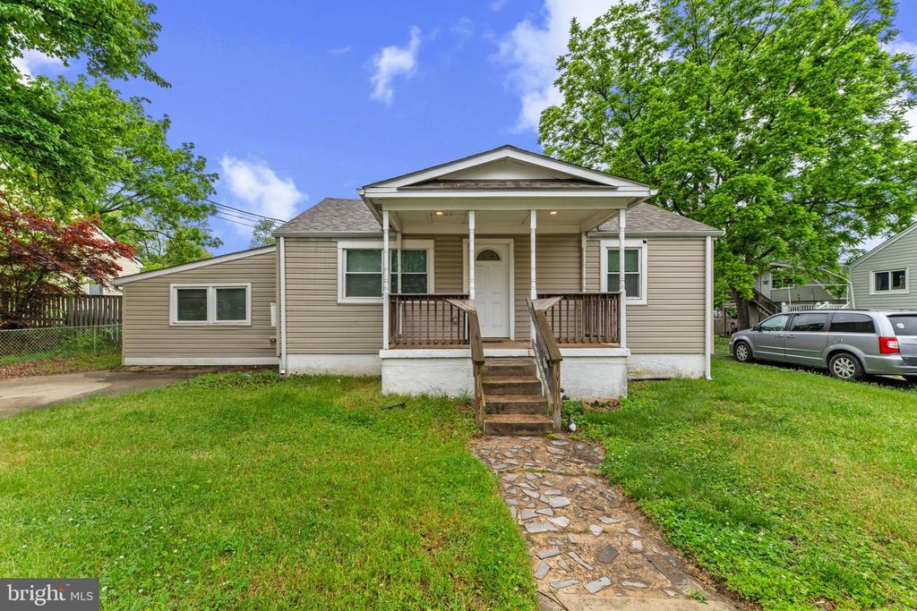 202 1ST AVE, Glen Burnie, MD 21060