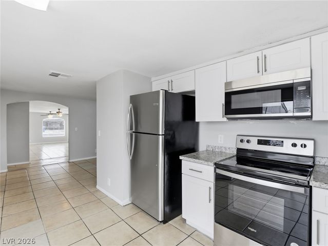 5132 Hallet Drive, Las Vegas, NV 89122