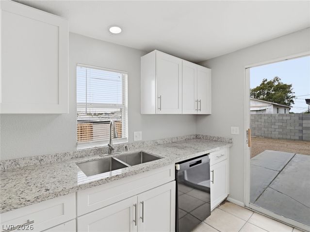5132 Hallet Drive, Las Vegas, NV 89122