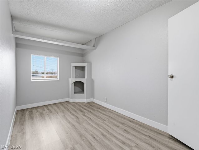 5132 Hallet Drive, Las Vegas, NV 89122