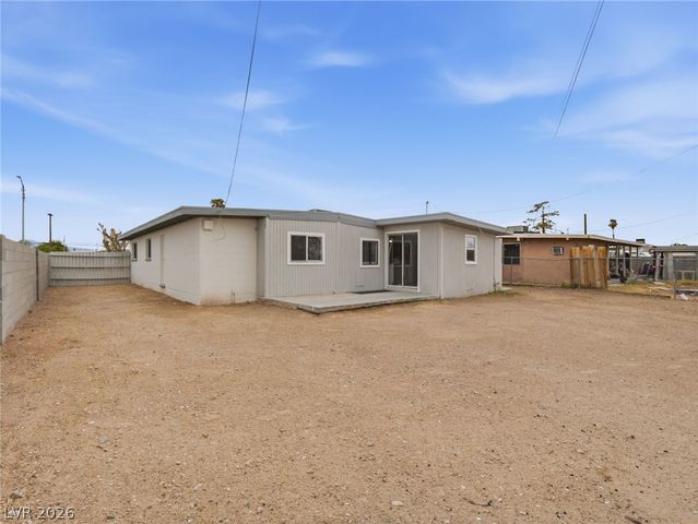 5132 Hallet Drive, Las Vegas, NV 89122