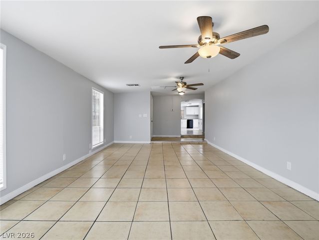 5132 Hallet Drive, Las Vegas, NV 89122