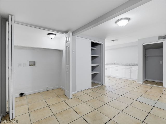 5132 Hallet Drive, Las Vegas, NV 89122