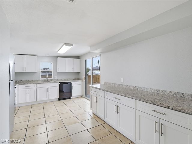 5132 Hallet Drive, Las Vegas, NV 89122