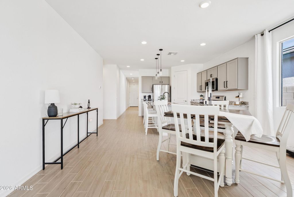 Image 15 of property listing at 11239 E UNGER Avenue, Mesa, AZ 85212