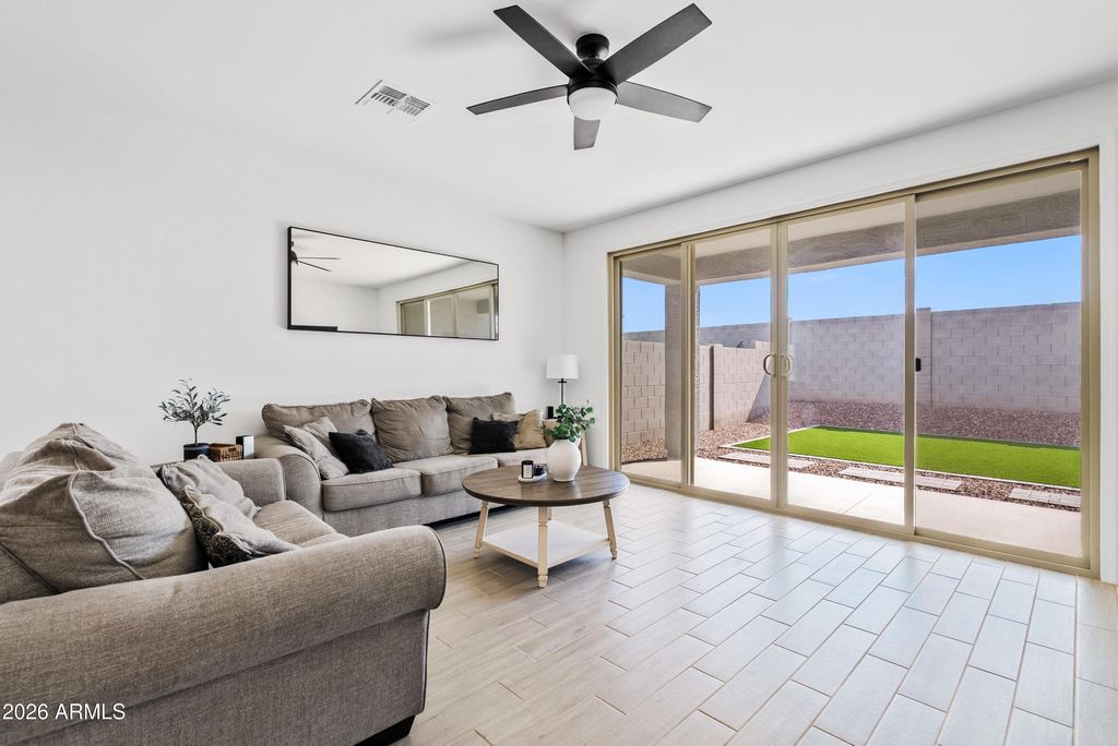 Image 16 of property listing at 11239 E UNGER Avenue, Mesa, AZ 85212
