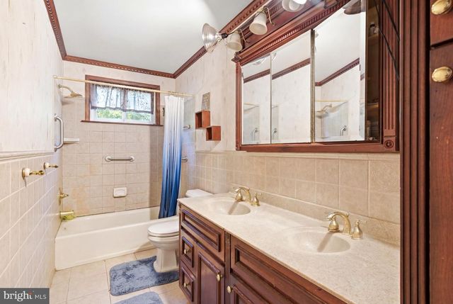 15 ORCHID CT, Woodbury, NJ 08096