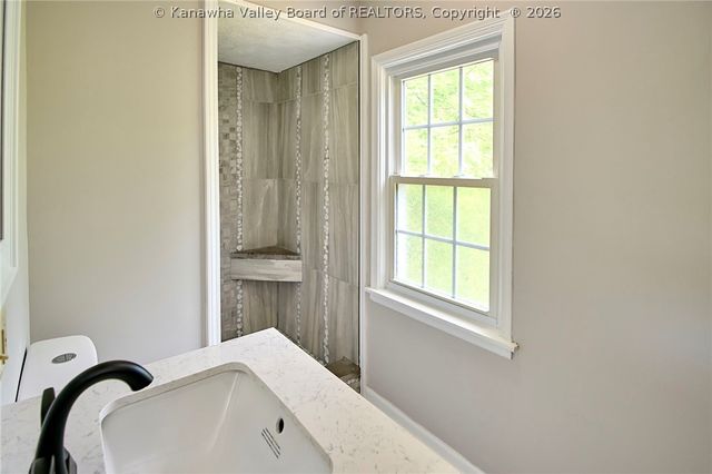 914 McQueen Boulevard, St Albans, WV 25177