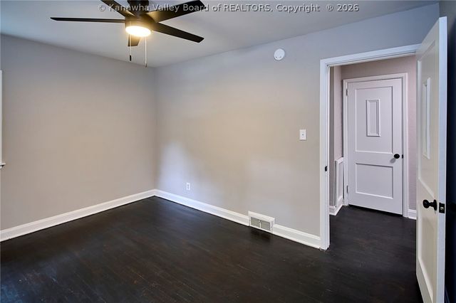 914 McQueen Boulevard, St Albans, WV 25177