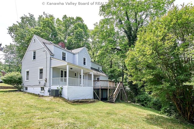 914 McQueen Boulevard, St Albans, WV 25177