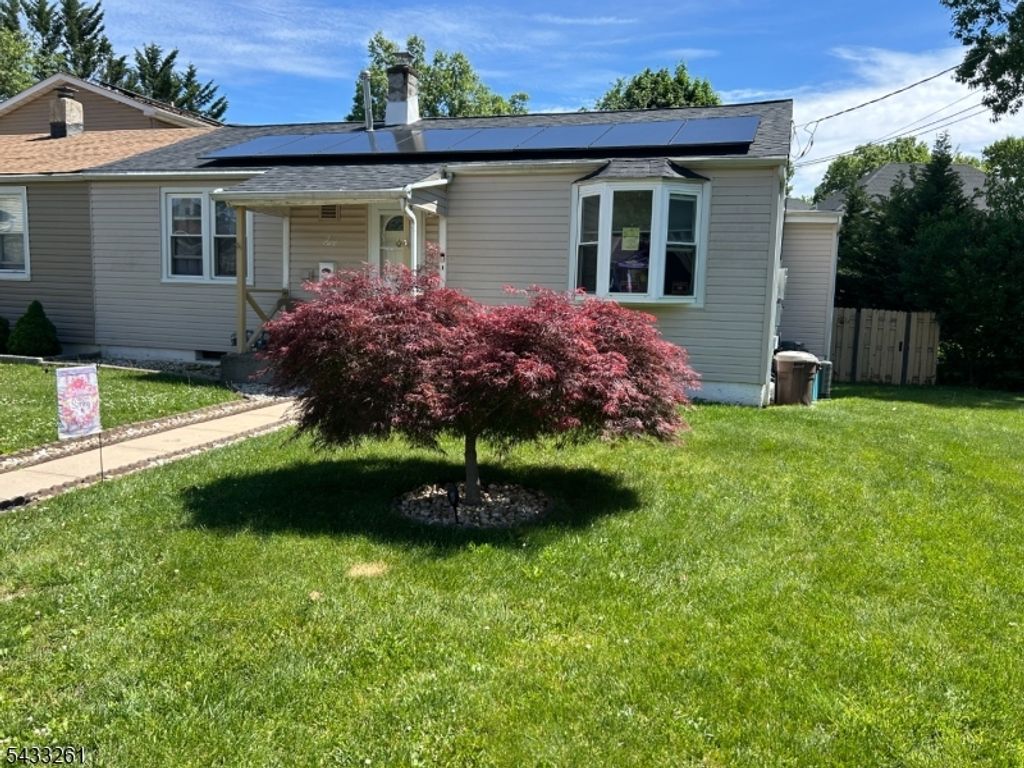 6 Everson Pl, Clifton City, NJ 07013