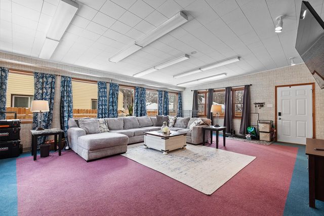 1001 W Michigan Avenue, Jackson, MI 49202