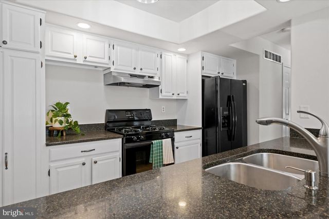 407 SIERRA CT, Newark, DE 19711