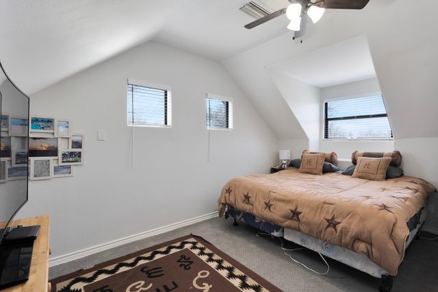 5014 Largo Drive, Granbury, TX 76049