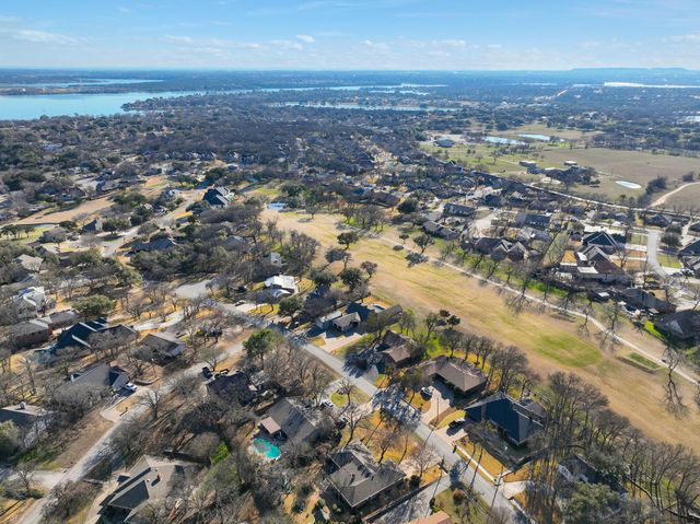 5014 Largo Drive, Granbury, TX 76049