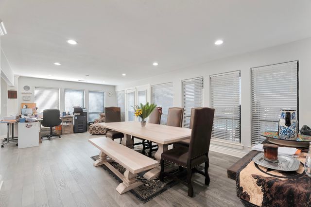 5014 Largo Drive, Granbury, TX 76049